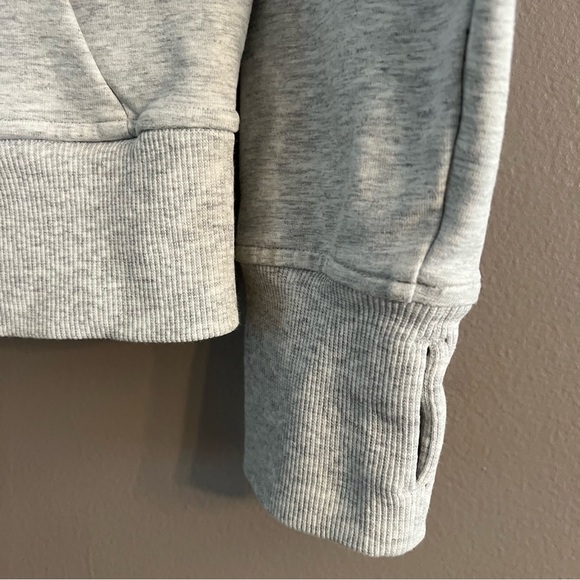 Lululemon Scuba Crew Heathered Core Ultra Light Grey Athletic Workout Sz 6* - Picture 4 of 13